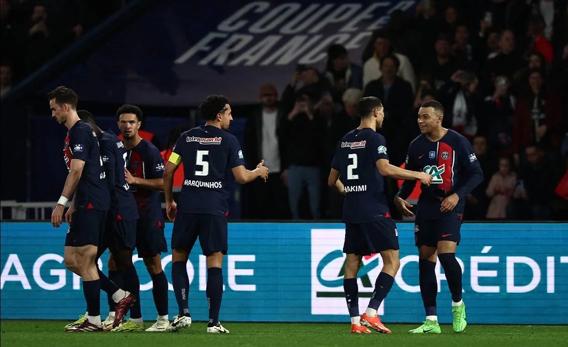 ПСЖ после победы над «Ренном» в матче полуфинала Кубка Франции