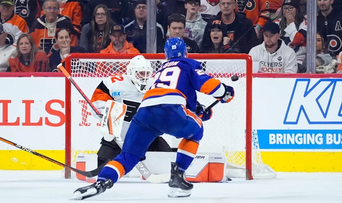 Иван Федотов в дебютном матче в НХЛ