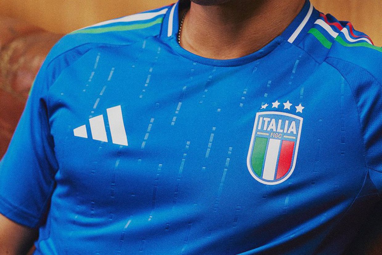 Форма сборной Италии по футболу