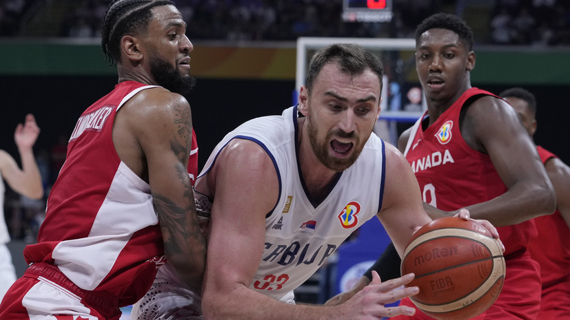 Сборные Канады и Сербии по баскетболу